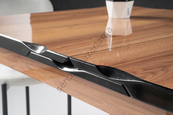 1285-2329 - Yakamoz Masa Takımı - HighGloss Ceviz/Siyah