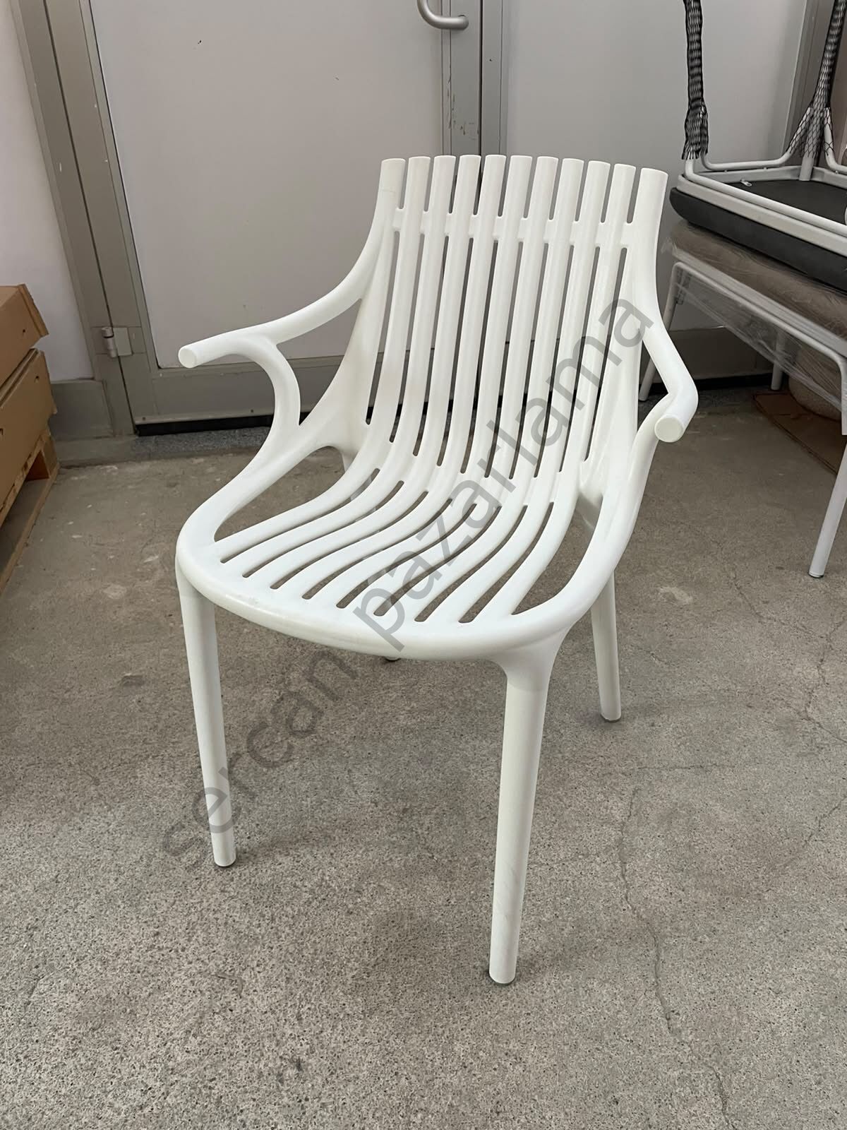 2156 - Monaco Plastik Sandalye - Beyaz